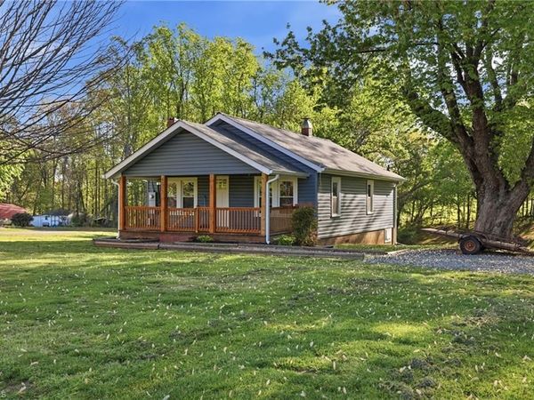 6252 US Highway 21 , Jonesville, NC 28642