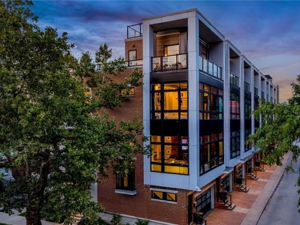 3118 Vine Court , Cleveland, OH 44113