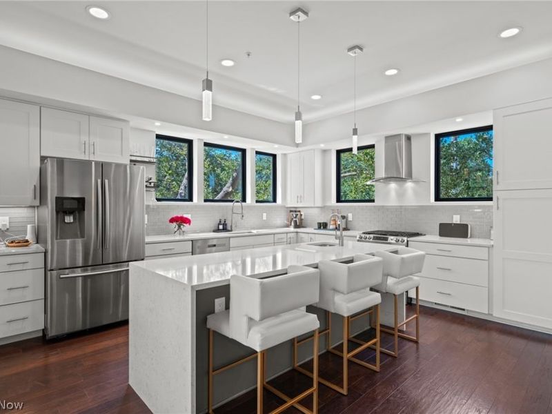 3118 Vine Court, Cleveland, OH 44113 Photo 18