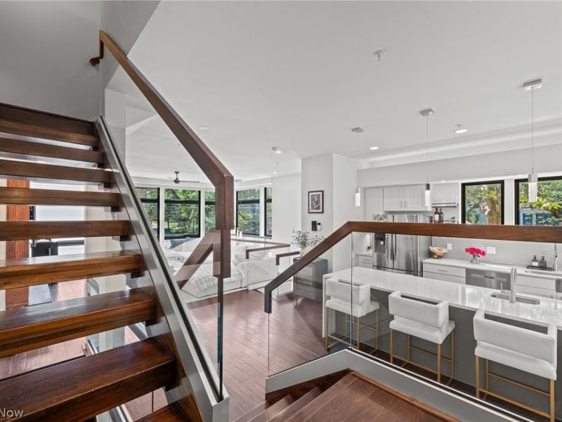 3118 Vine Court, Cleveland, OH 44113 Photo 20