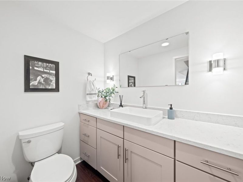 3118 Vine Court, Cleveland, OH 44113 Photo 24