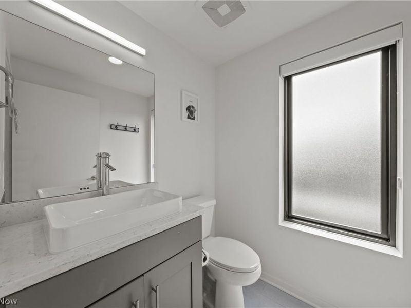 3118 Vine Court, Cleveland, OH 44113 Photo 36