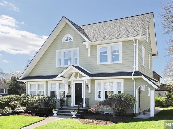 61 Fairview Avenue, GLEN ROCK, NJ 07452