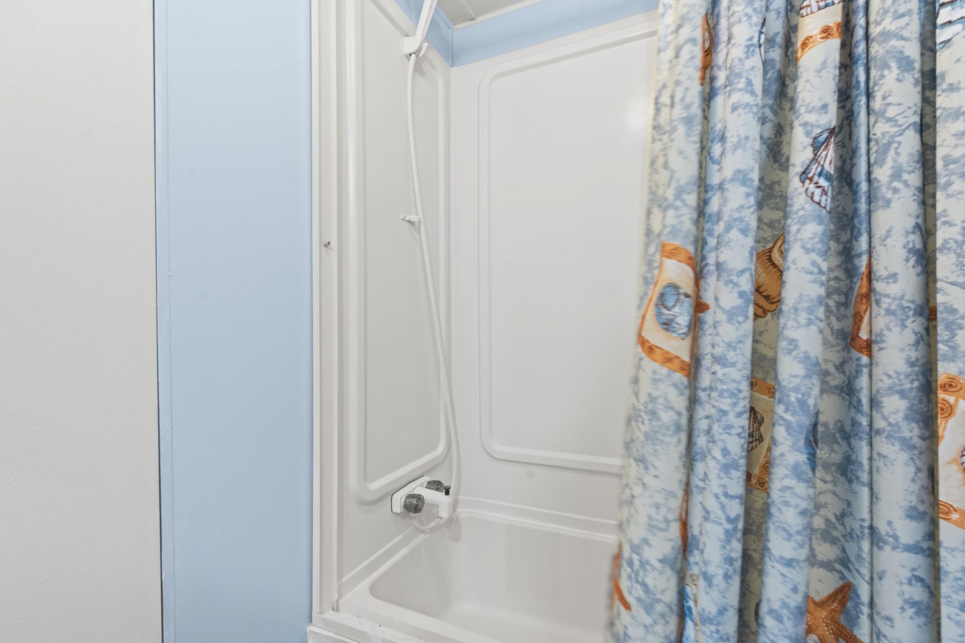 9700 Kings Rd. Photo 16