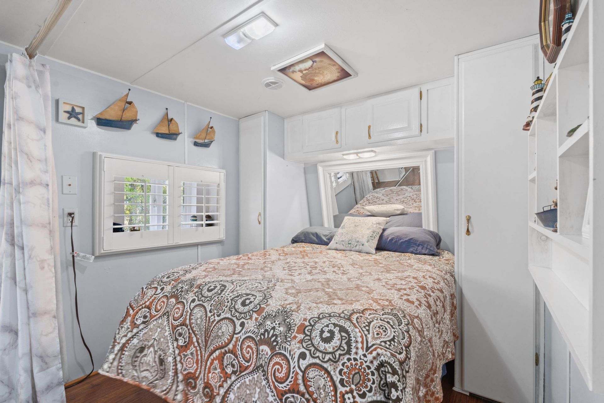 9700 Kings Rd. Photo 8