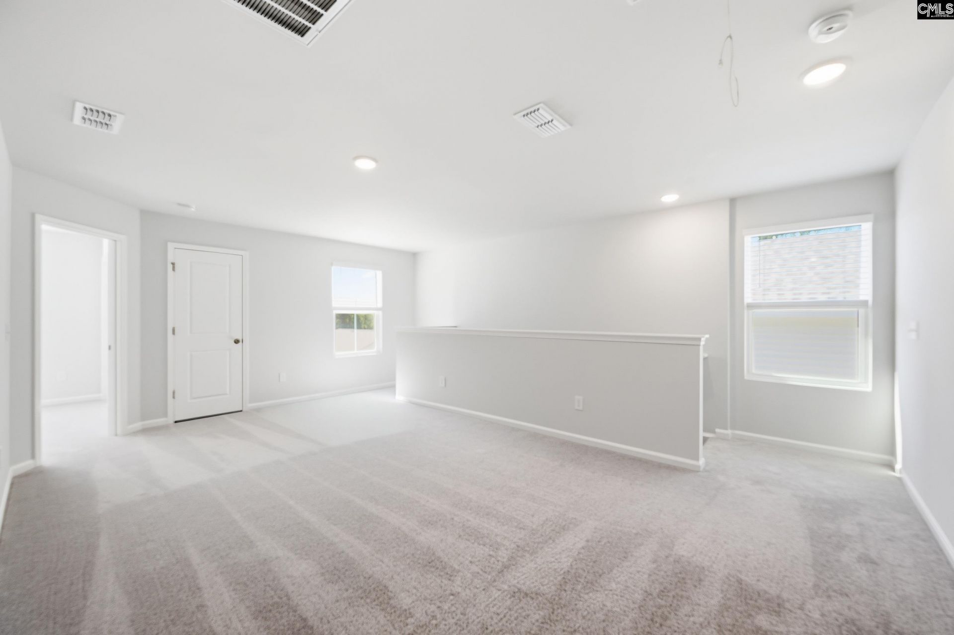435 Edith Court Photo 10