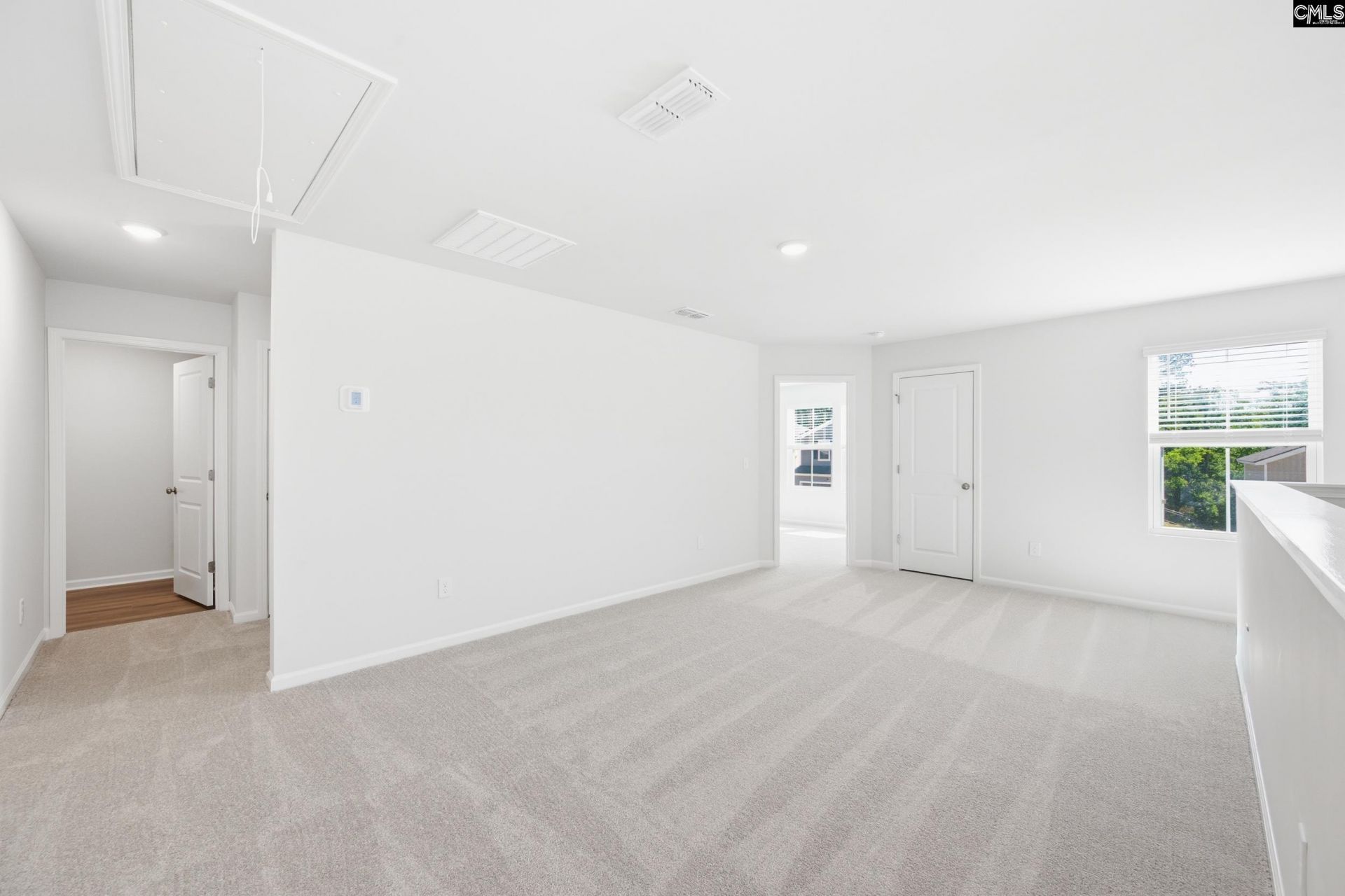 435 Edith Court Photo 9
