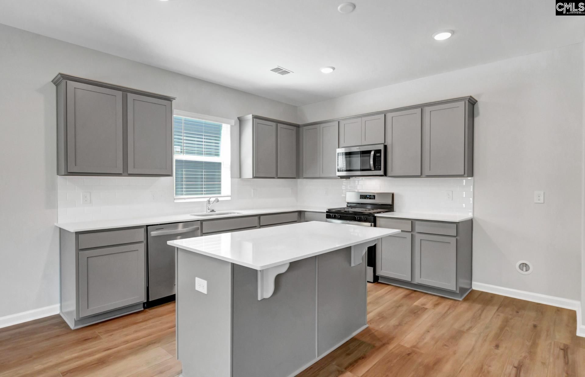 427 Edith Court Photo 13