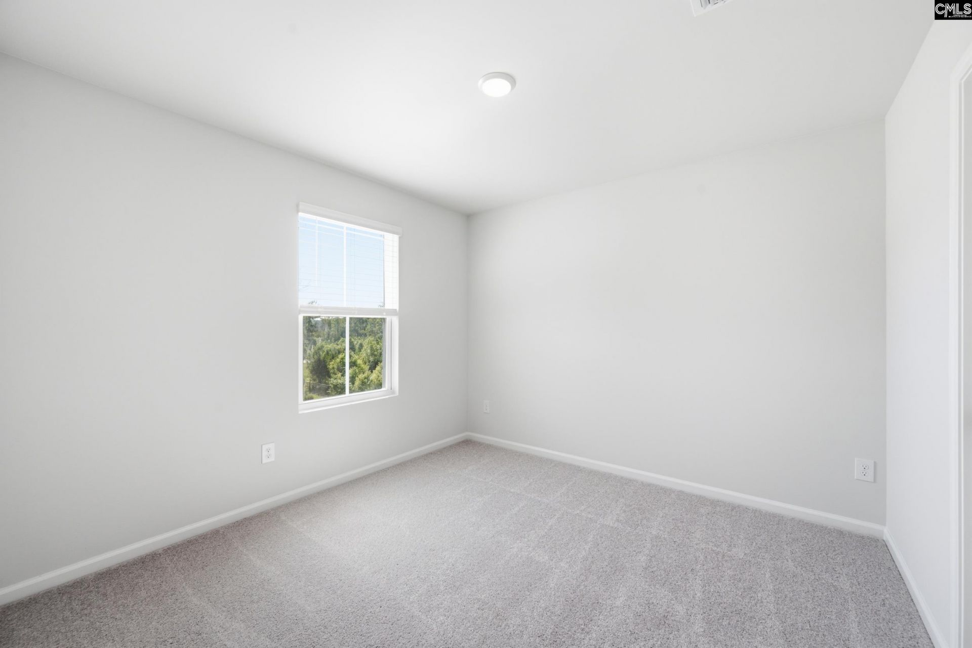 427 Edith Court Photo 20