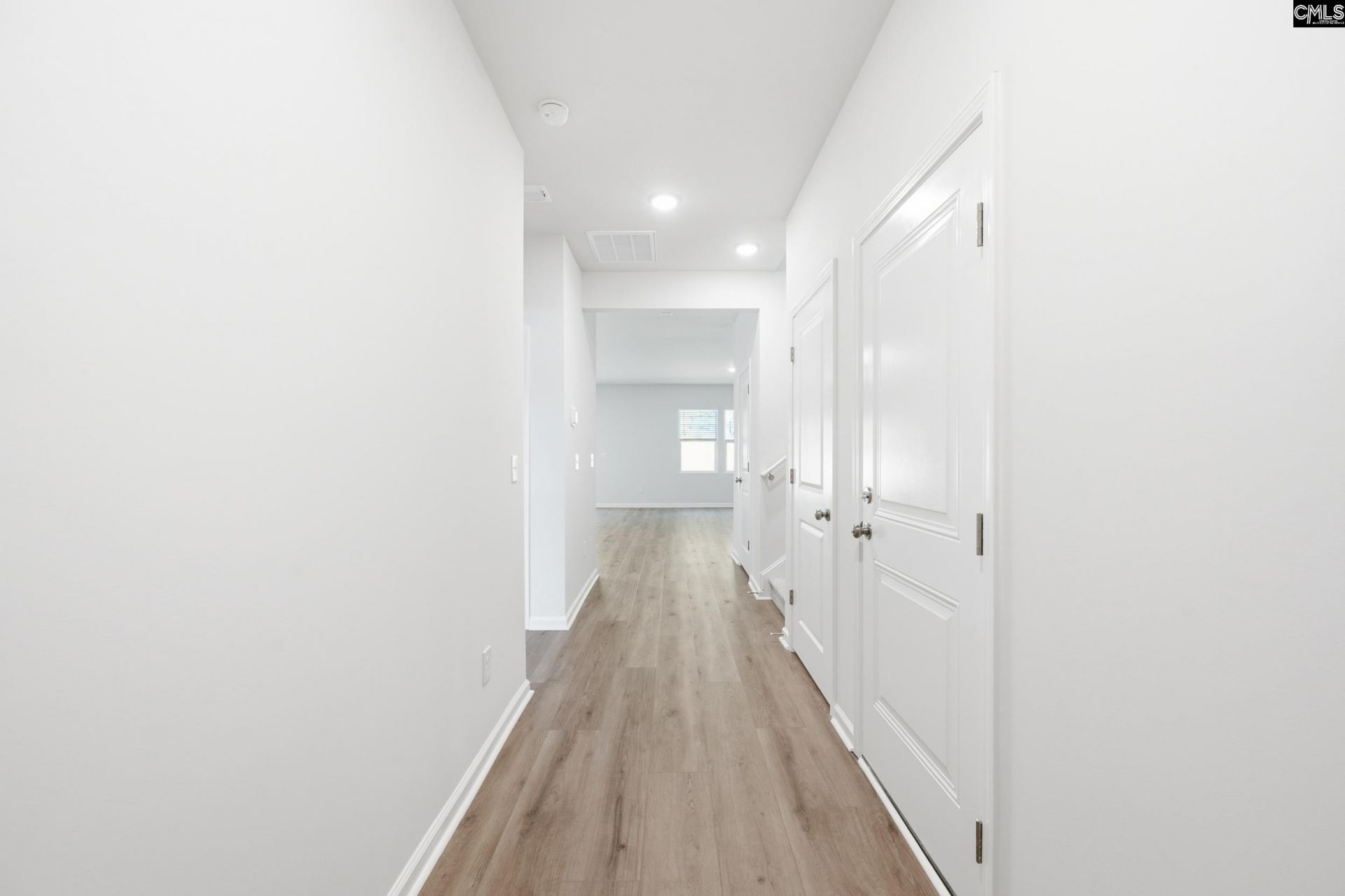 427 Edith Court Photo 22