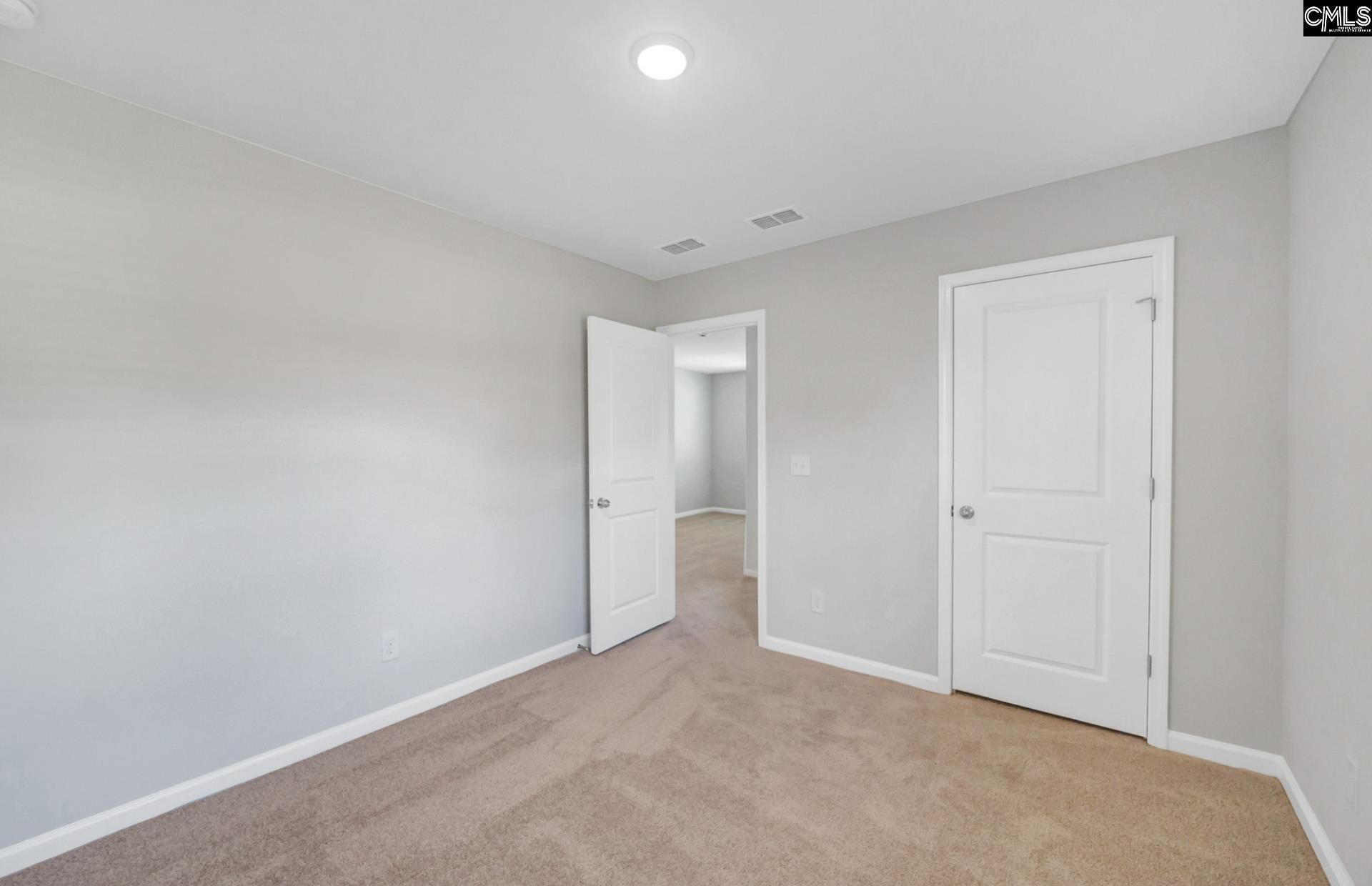 427 Edith Court Photo 23