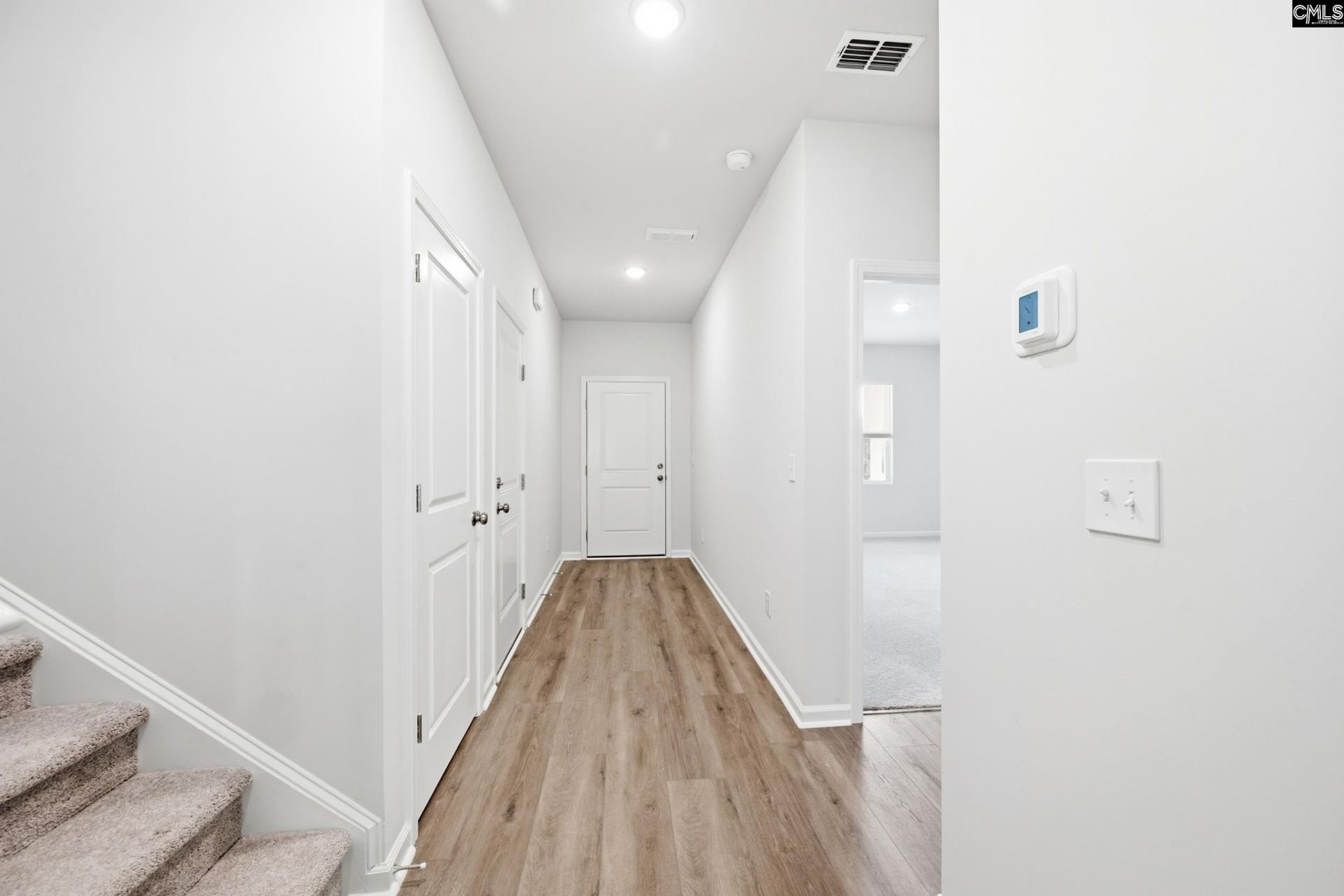 427 Edith Court Photo 23