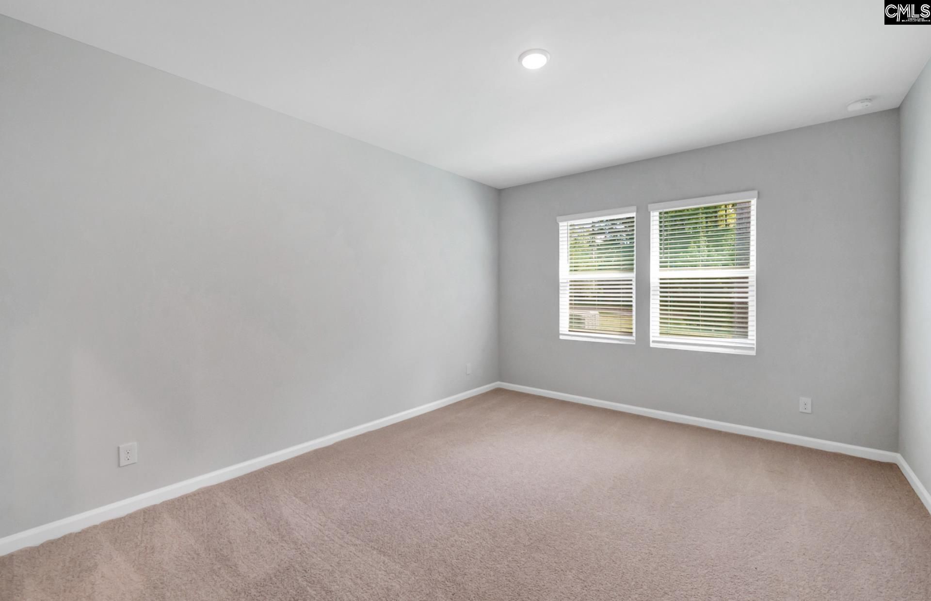 427 Edith Court Photo 24