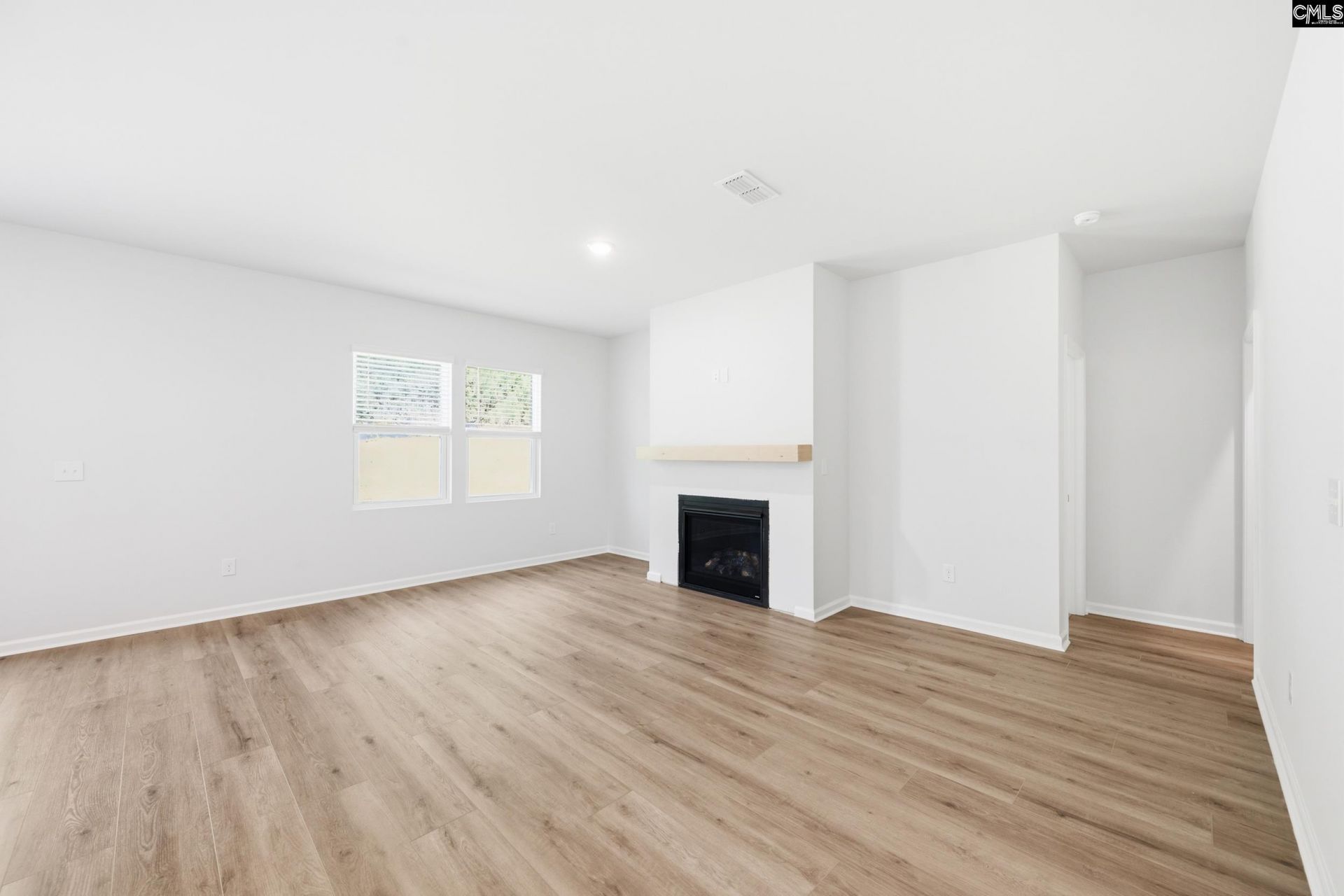 427 Edith Court Photo 25
