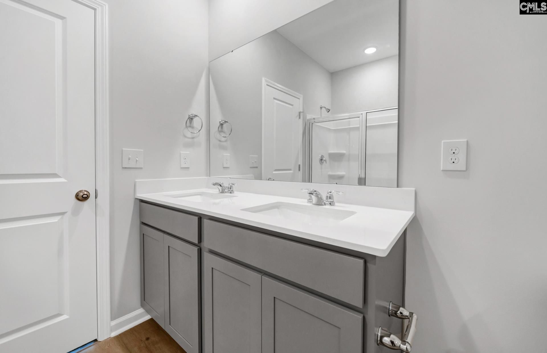 427 Edith Court Photo 27