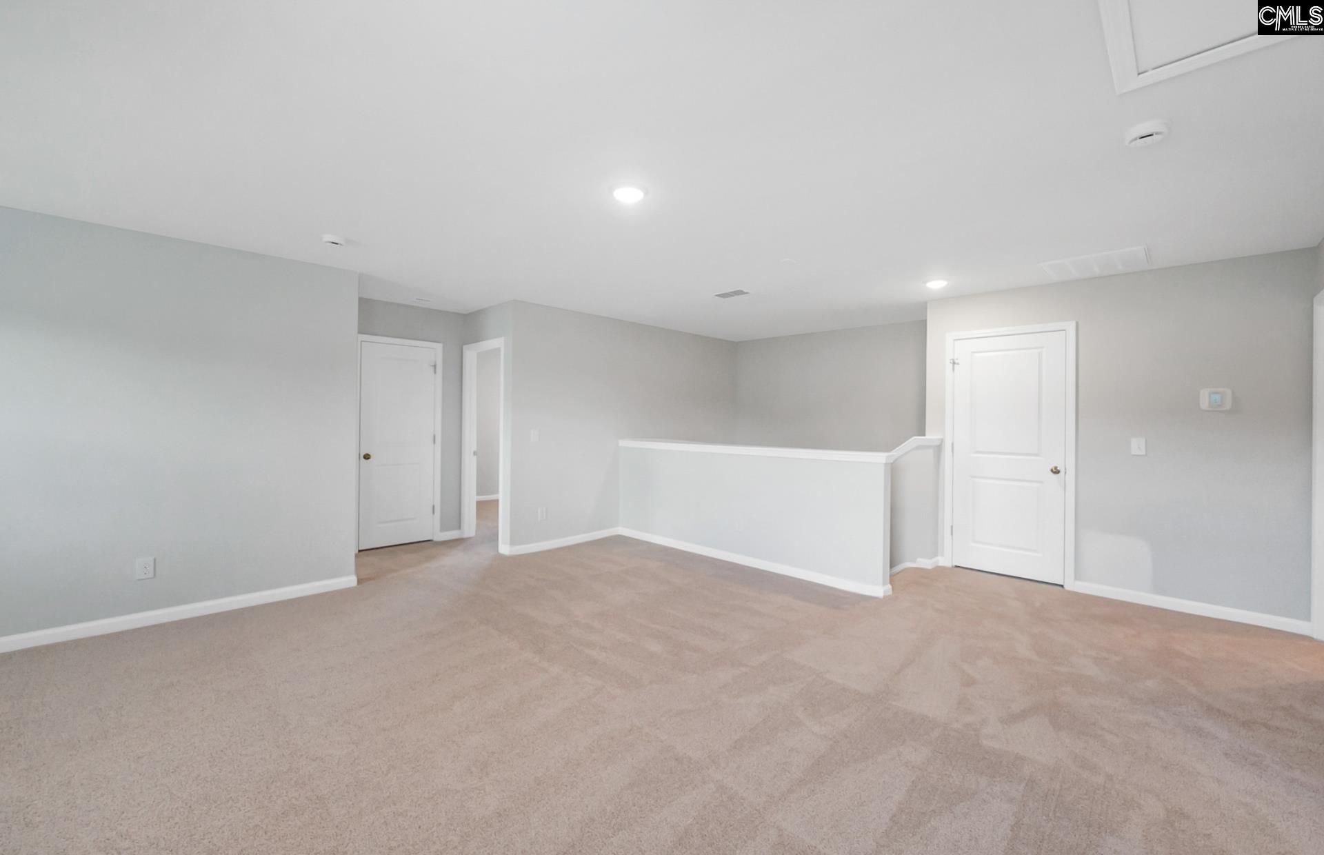 427 Edith Court Photo 32