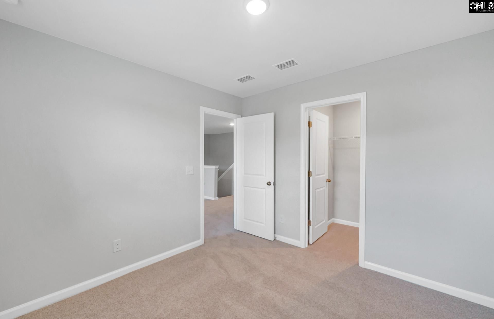 427 Edith Court Photo 34