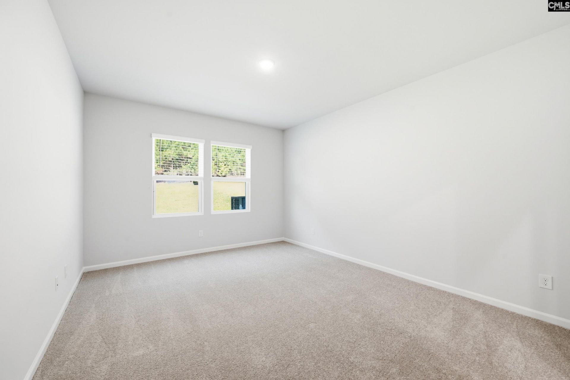 427 Edith Court Photo 34