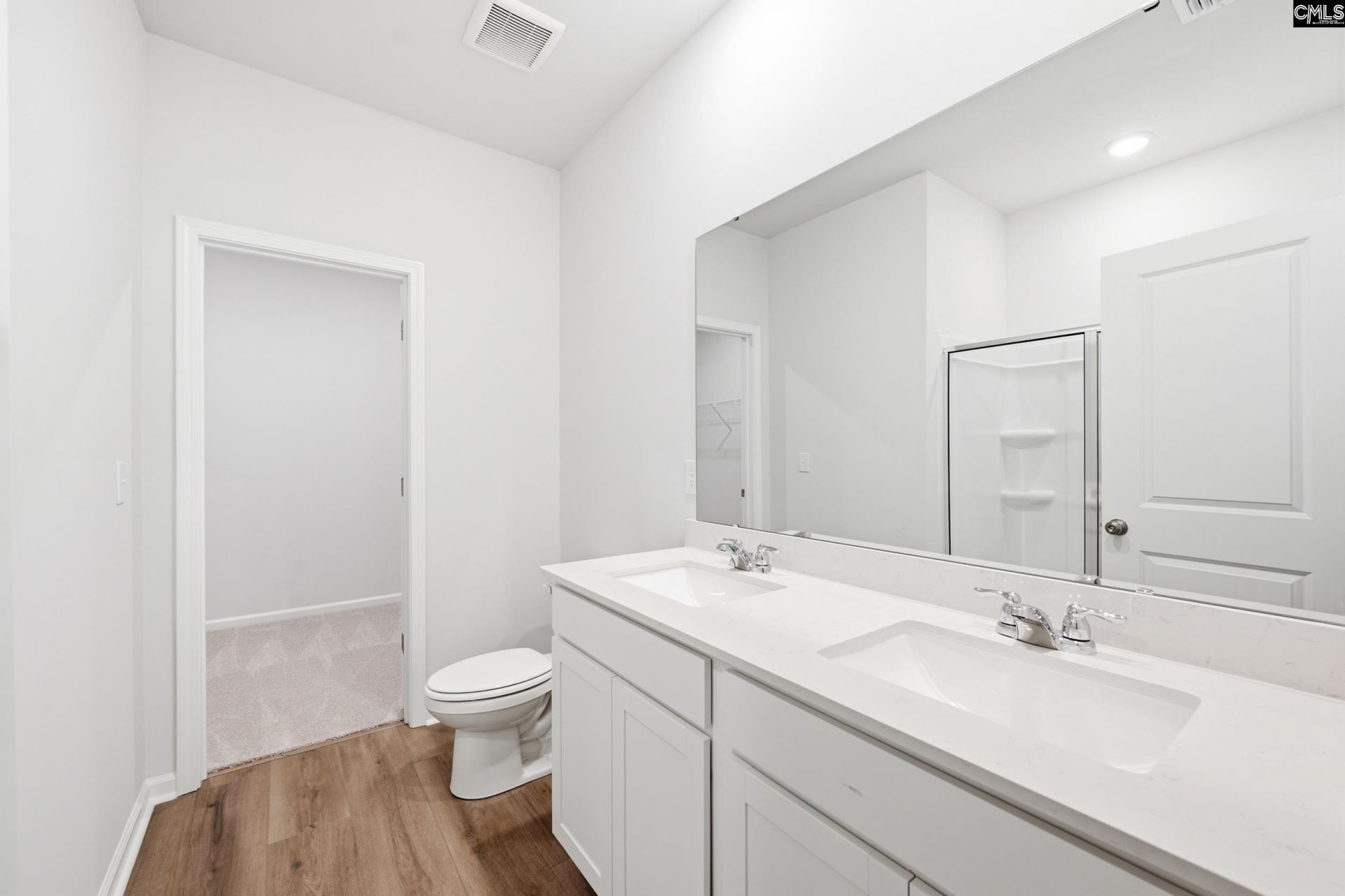 427 Edith Court Photo 36
