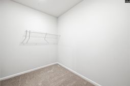 427 Edith Court photo 4