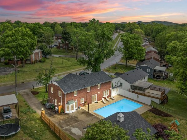 441 Wauford Dr , Nashville, TN 37211