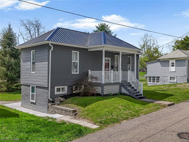 1022 Chester Street, Zanesville, OH 43701 Photo 2