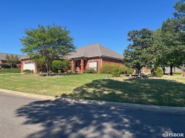 114 SAND PEBBLE Street, Hot Springs, AR 71913