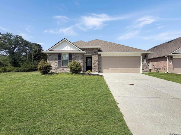 7747 Joe Lynn Trails, Denham Springs, LA 70726
