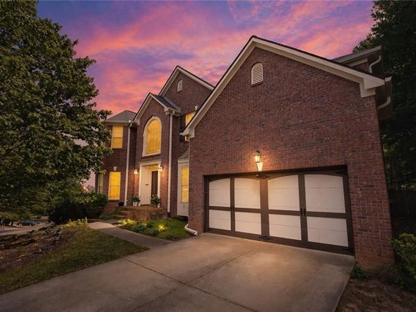 200 White Cloud Run, Canton, GA 30114