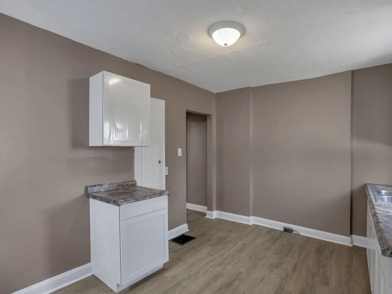 1369-1371 E 18th Avenue, Columbus, OH 43211 Photo 17