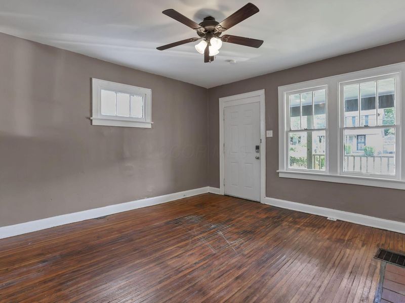 1369-1371 E 18th Avenue, Columbus, OH 43211 Photo 9