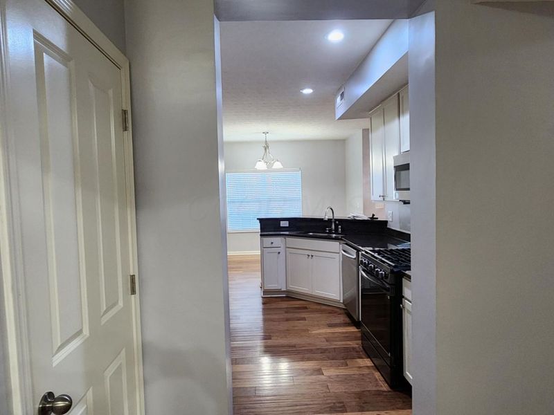 590 Redwood Lane, Lewis Center, OH 43035 Photo 17