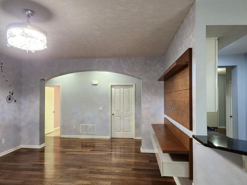 590 Redwood Lane, Lewis Center, OH 43035 Photo 21