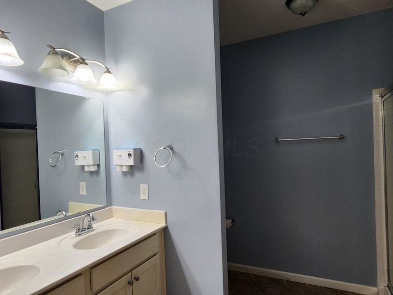 590 Redwood Lane, Lewis Center, OH 43035 Photo 31