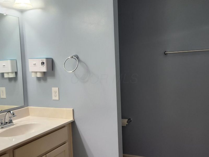 590 Redwood Lane, Lewis Center, OH 43035 Photo 34