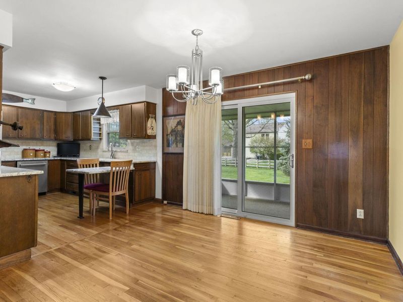 698 Lawson Drive, Westerville, OH 43081 Photo 12