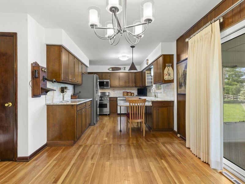 698 Lawson Drive, Westerville, OH 43081 Photo 13