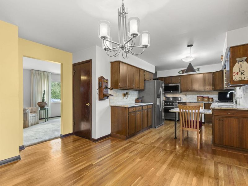 698 Lawson Drive, Westerville, OH 43081 Photo 14