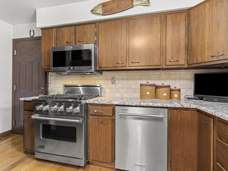 698 Lawson Drive, Westerville, OH 43081 Photo 17