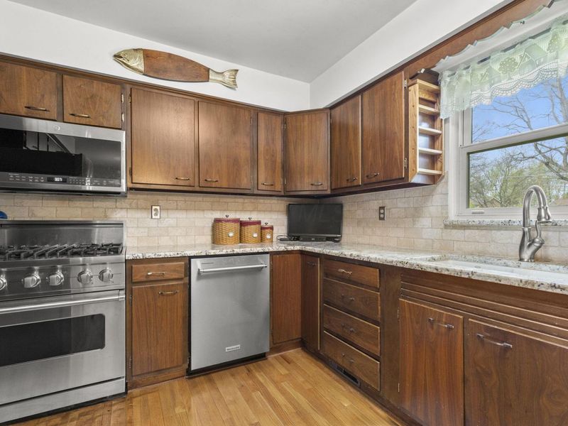 698 Lawson Drive, Westerville, OH 43081 Photo 20