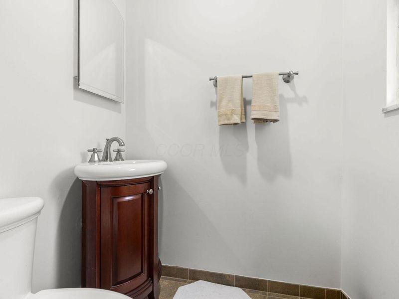 698 Lawson Drive, Westerville, OH 43081 Photo 24