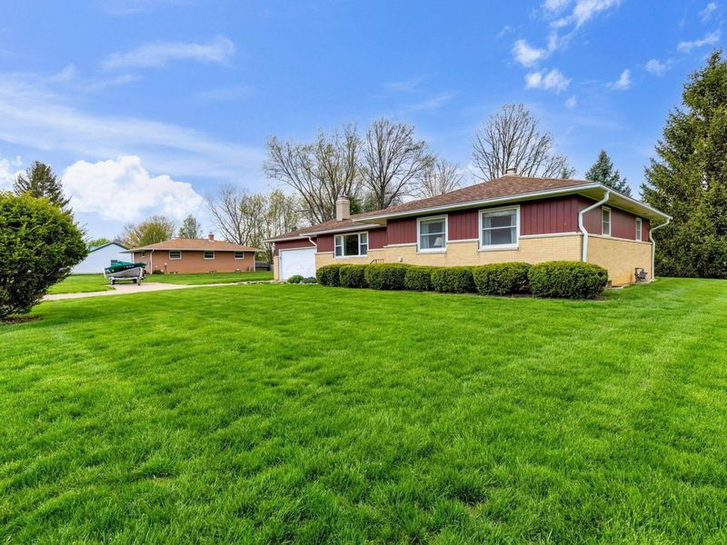 698 Lawson Drive, Westerville, OH 43081 Photo 3