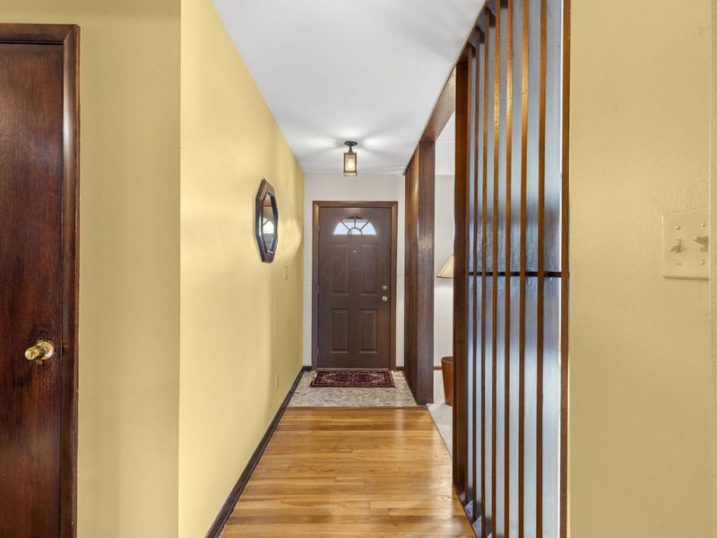 698 Lawson Drive, Westerville, OH 43081 Photo 5