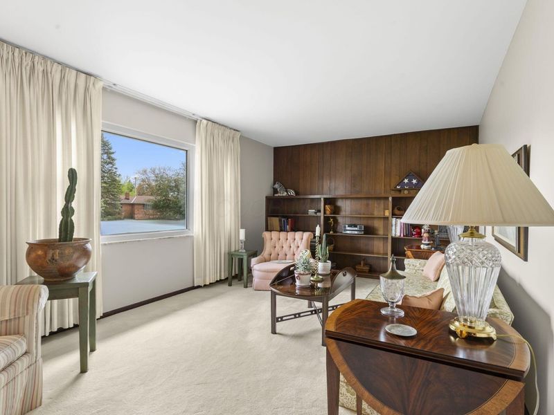 698 Lawson Drive, Westerville, OH 43081 Photo 9