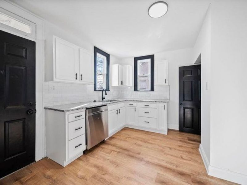 972 Berkeley Road , Columbus, OH 43206 Photo 6