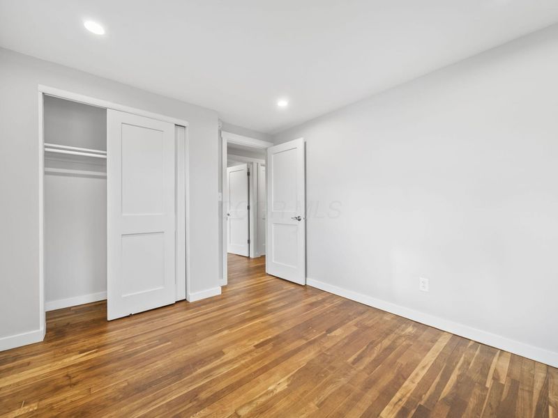 995 E Lincoln Avenue, Columbus, OH 43229 Photo 23