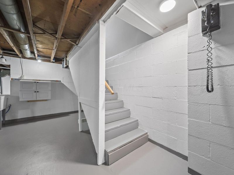 995 E Lincoln Avenue, Columbus, OH 43229 Photo 28