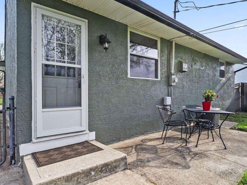 995 E Lincoln Avenue, Columbus, OH 43229 Photo 33