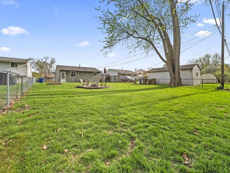 995 E Lincoln Avenue, Columbus, OH 43229 Photo 36