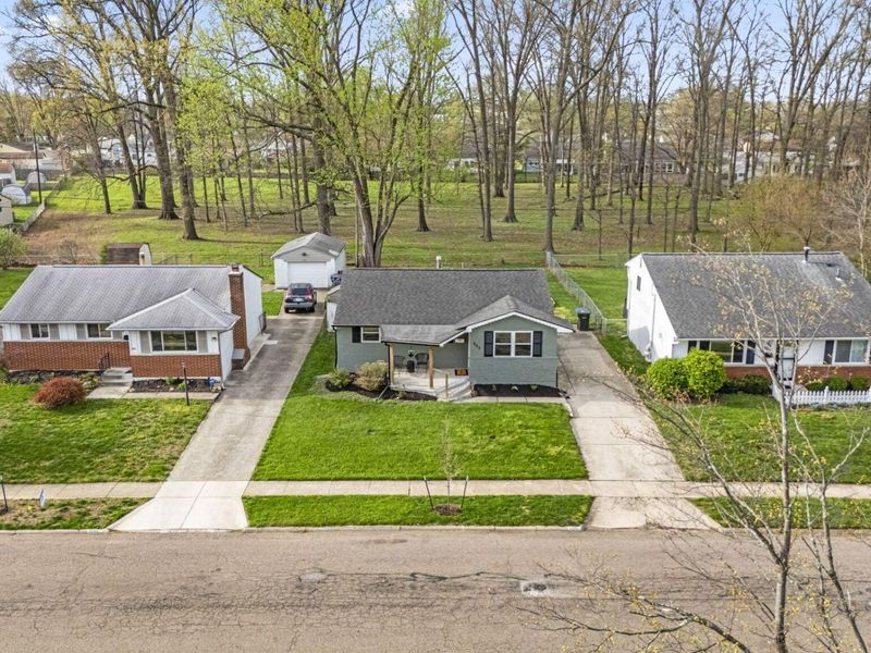 995 E Lincoln Avenue, Columbus, OH 43229 Photo 4